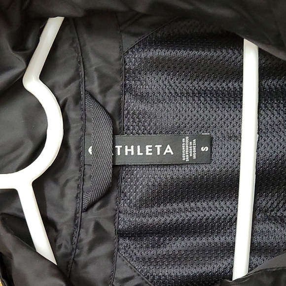 NWT Athleta Escape Jacket - Picture 9 of 12